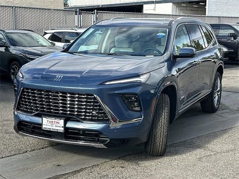 New 2026 Buick Enclave Avenir w/ Super Cruise Package image 6