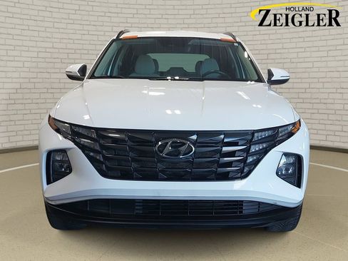 Used 2023 Hyundai Tucson SEL w/ Convenience Package AWD/4WD image 2