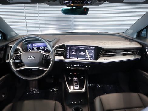 Used 2023 Audi Q4 e-tron Premium Plus w/ Premium Plus AWD/4WD image 8