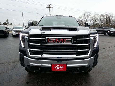 New 2026 GMC Sierra 2500 SLT image 10