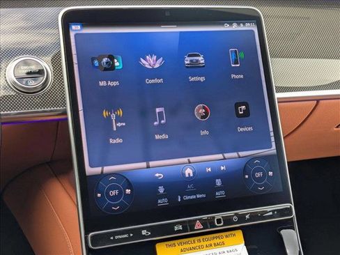 New 2025 Mercedes-Benz S 500 4MATIC image 12