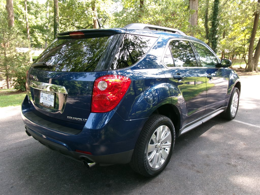 Used 2010 Chevrolet Equinox LT AWD/4WD image 6