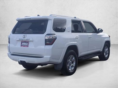 Used 2018 Toyota 4Runner SR5 image 5
