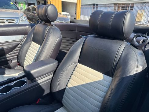 Used 2003 Ford Thunderbird RWD image 24