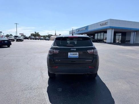 Used 2022 Jeep Compass Limited AWD/4WD image 4