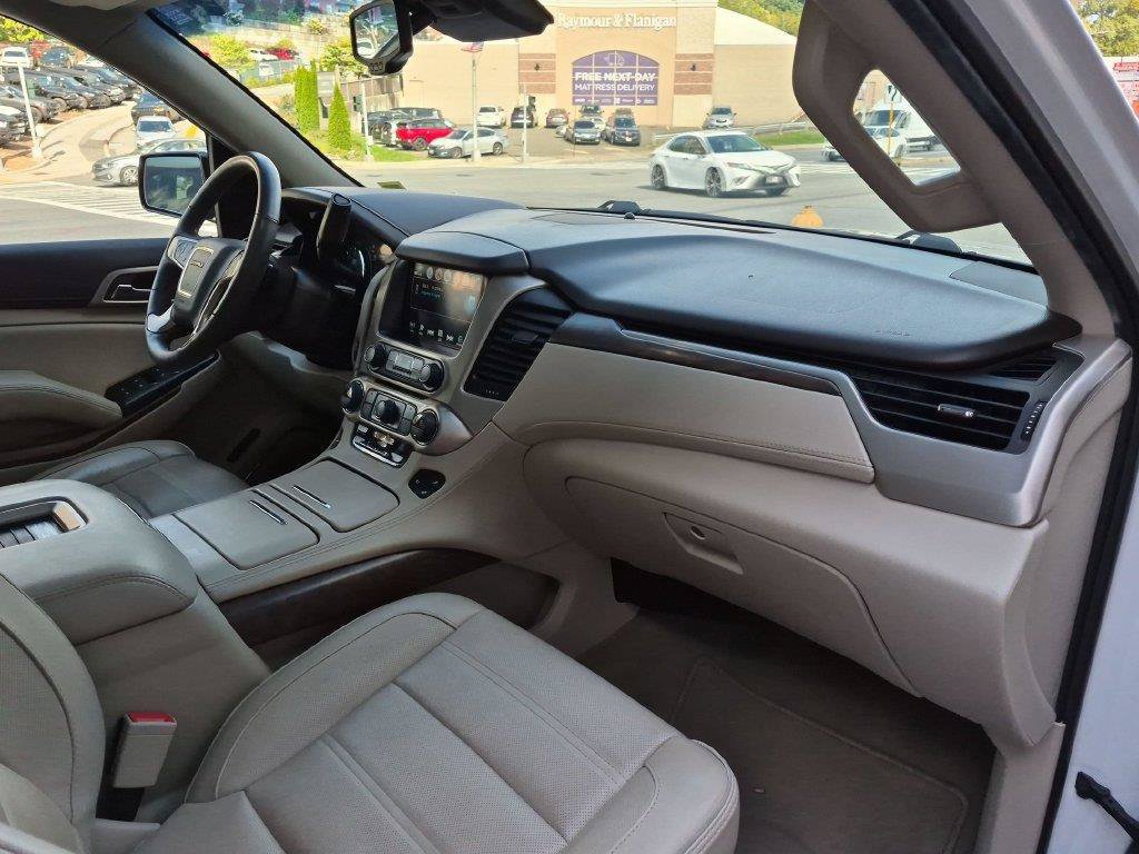 Used 2018 GMC Yukon Denali w/ Open Road Package AWD/4WD image 35