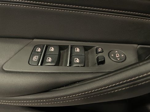 Used 2023 BMW M550i xDrive M550i xDrive w/ Executive Package image 12