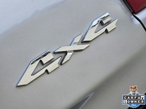 Used 2025 RAM 1500 Laramie image 16