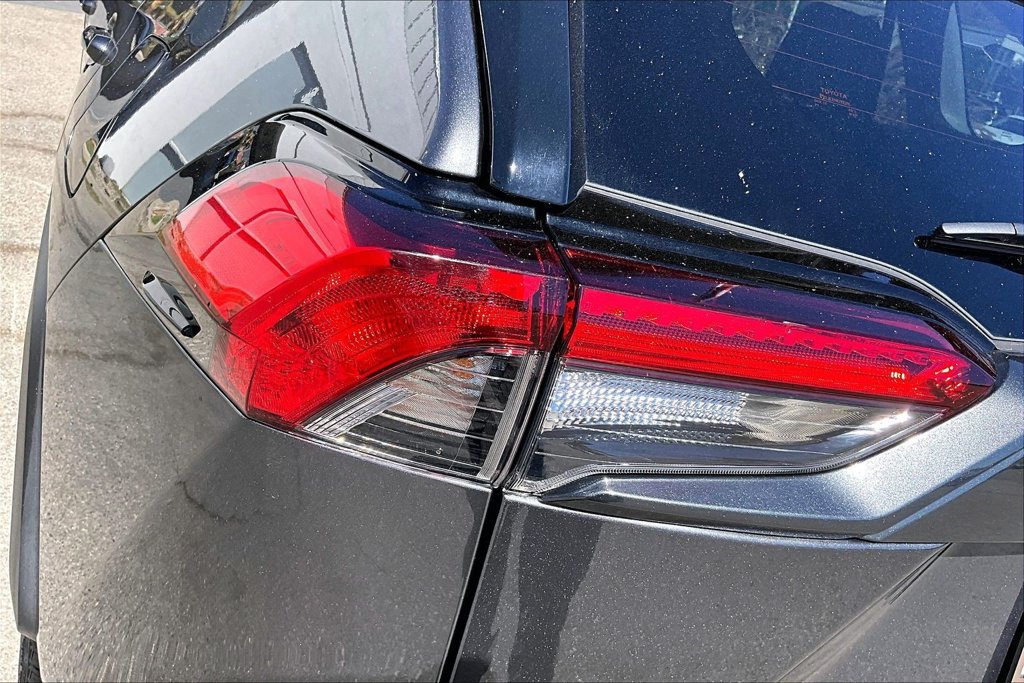 Certified 2024 Toyota RAV4 LE AWD/4WD image 23
