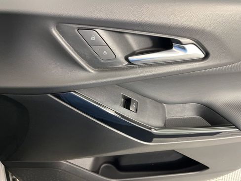 Certified 2025 Chevrolet Equinox LT image 19