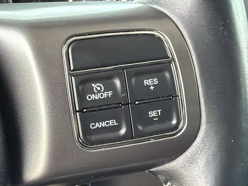 Used 2018 Jeep Wrangler Unlimited Sahara AWD/4WD image 25