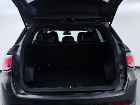 Used 2023 Jeep Compass Limited AWD/4WD image 14