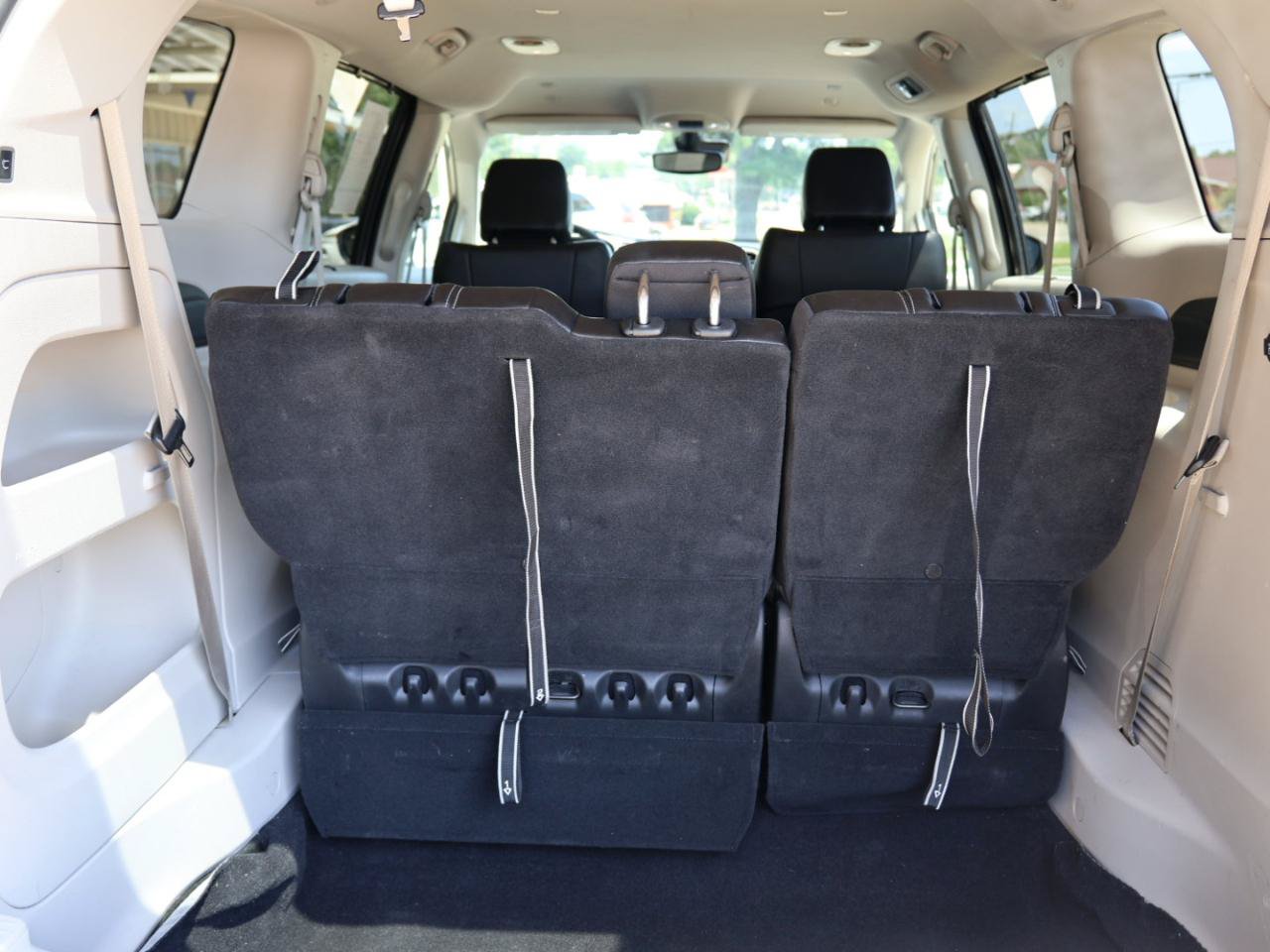 Used 2025 Chrysler Pacifica Select FWD image 19