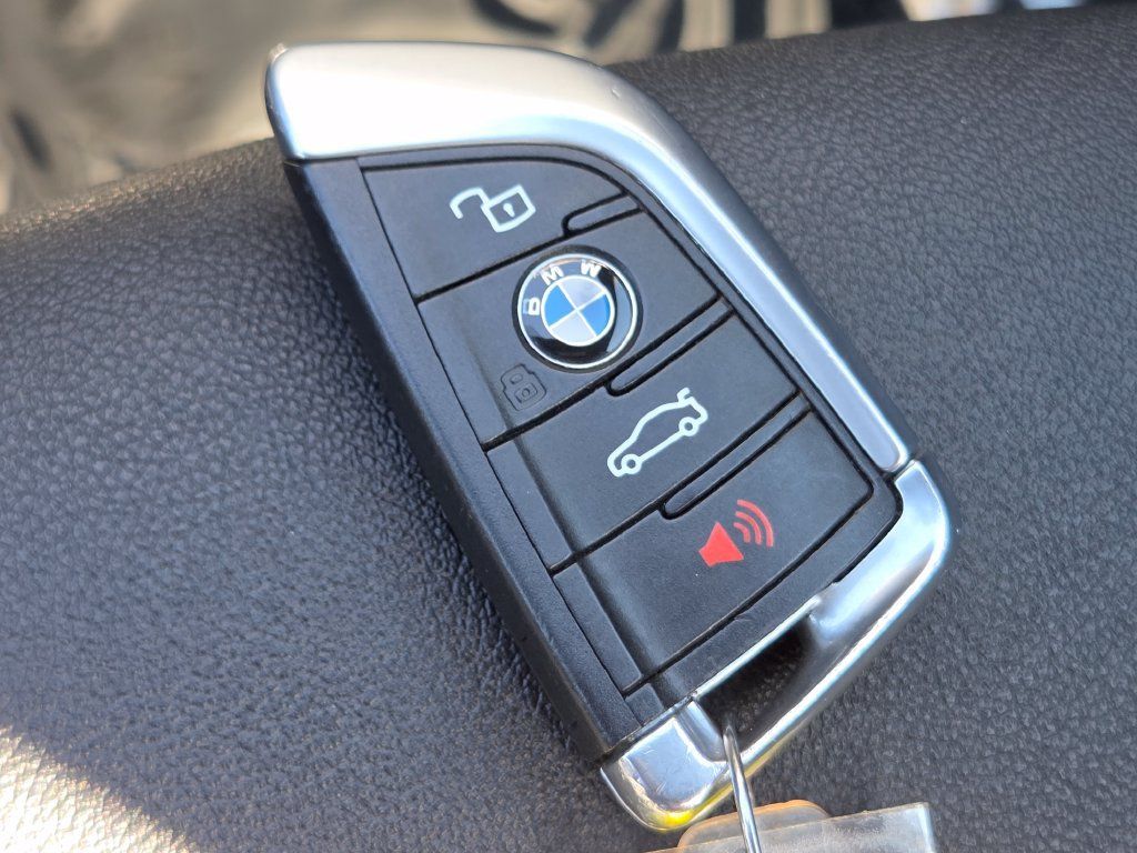 Used 2020 BMW 330i xDrive Sedan w/ Convenience Package AWD/4WD image 46