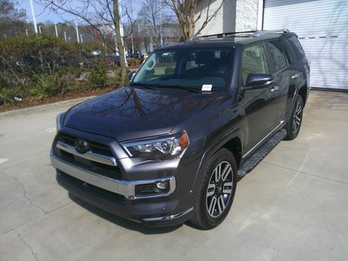Used 2023 Toyota 4Runner Limited image 5