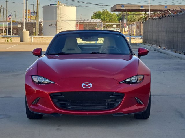 Used 2016 MAZDA MX-5 Miata Grand Touring RWD image 2