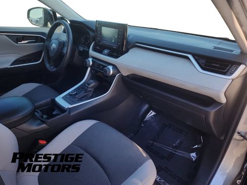 Used 2021 Toyota RAV4 XLE w/ Convenience Package AWD/4WD image 30
