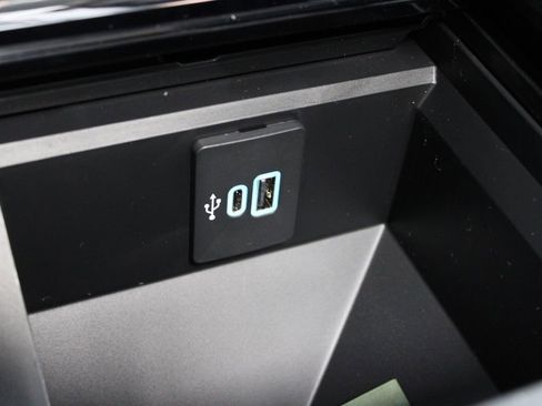 New 2026 Ford F250 Lariat w/ Black Appearance Package image 56