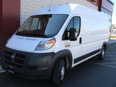 Used 2018 RAM ProMaster 2500 image 3