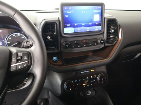 Used 2024 Ford Bronco Sport Outer Banks AWD/4WD image 5