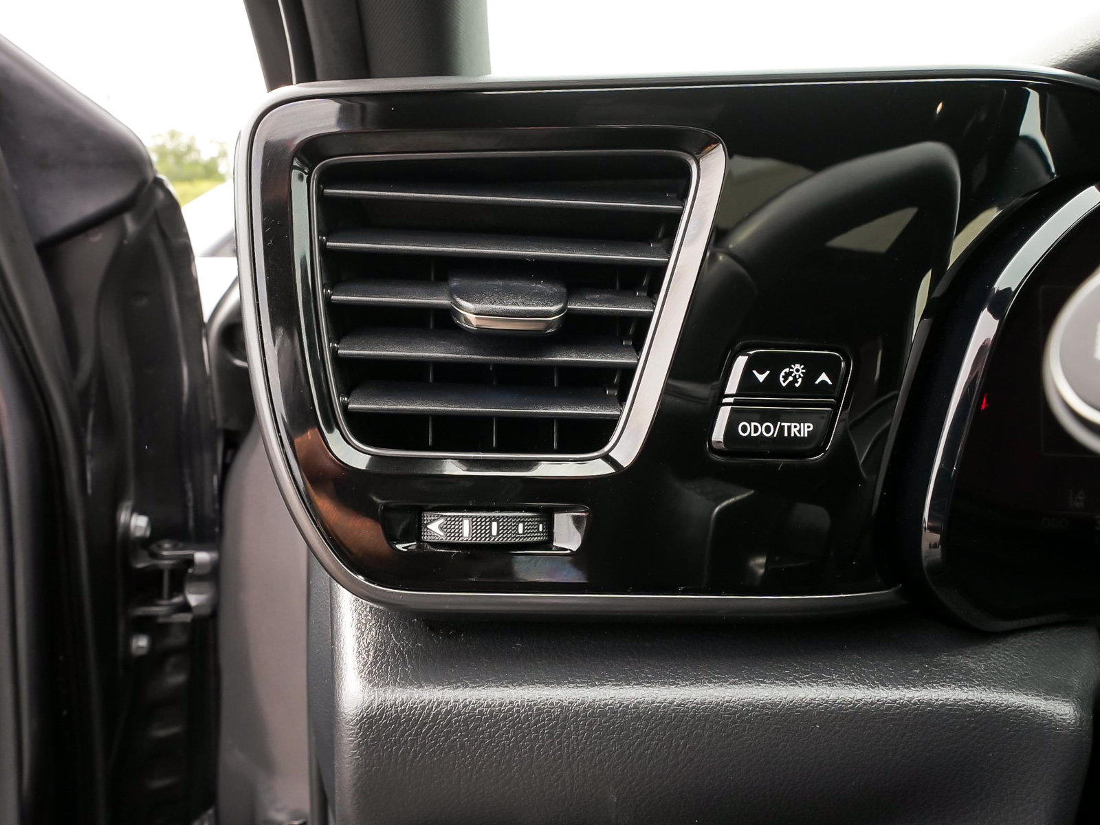 Used 2024 Lexus NX 250 FWD w/ Cold Area Package image 14