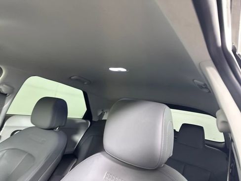 Used 2025 Hyundai Ioniq 5 SEL image 12