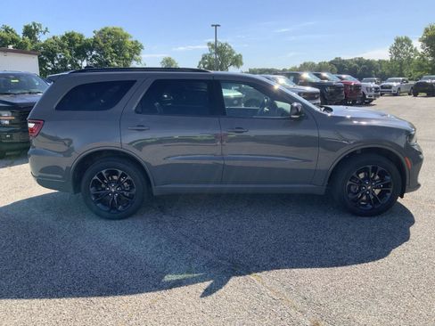 Used 2024 Dodge Durango GT AWD/4WD image 14