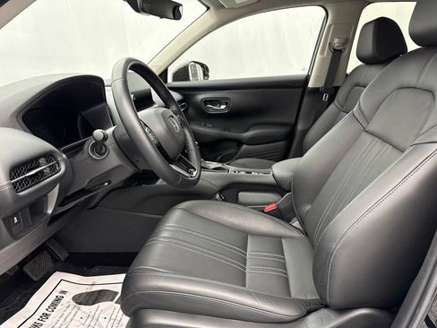 Used 2025 Honda HR-V EX-L image 16