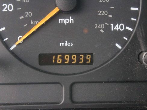 Used 2002 Mercedes-Benz ML 320 4MATIC image 6