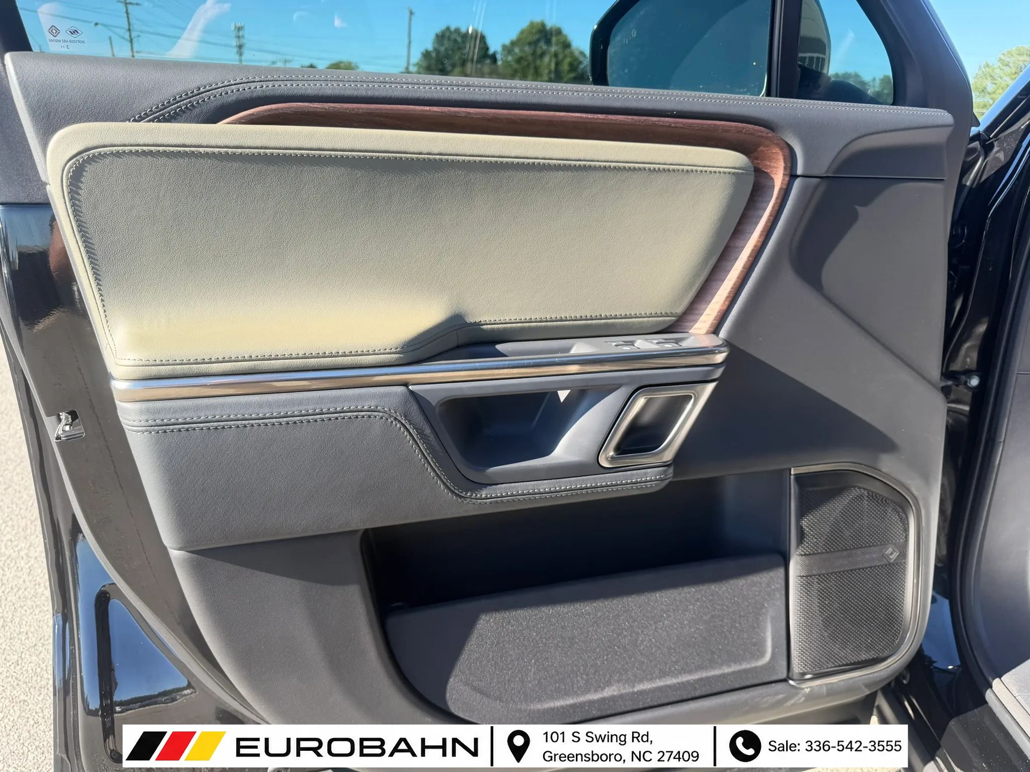 Used 2024 Rivian R1S Adventure Quad AWD/4WD image 9