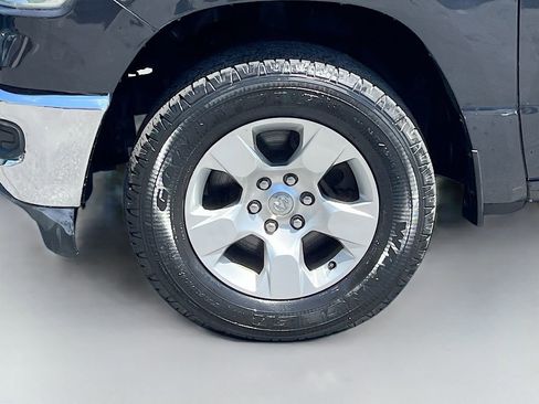 Used 2019 RAM 1500 Big Horn AWD/4WD image 29
