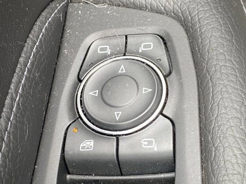 Used 2022 GMC Yukon Denali AWD/4WD image 19