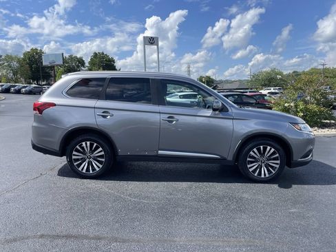 Used 2020 Mitsubishi Outlander SEL AWD/4WD image 4