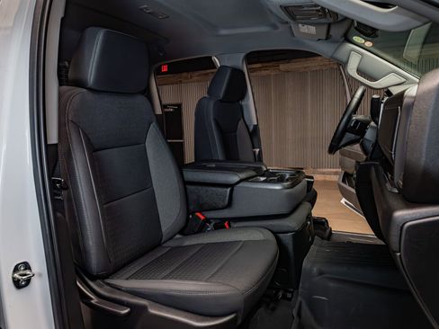 Used 2024 GMC Sierra 2500 SLE w/ SLE Convenience Package image 25