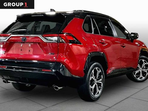 Used 2024 Toyota RAV4 XSE AWD/4WD image 13