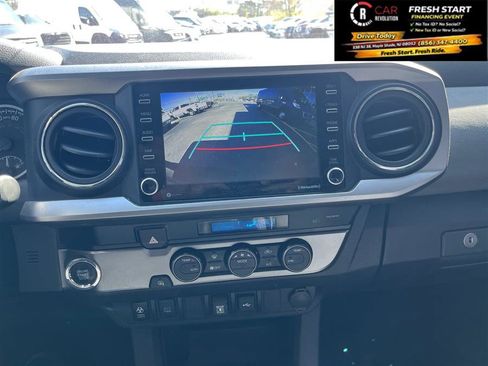 Used 2023 Toyota Tacoma SR5 image 15