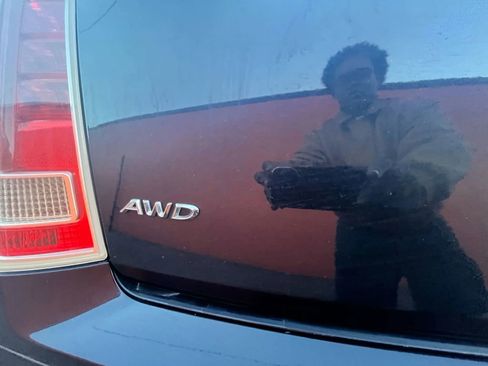 Used 2013 Chrysler 300 S image 14