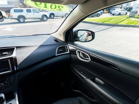Used 2019 Nissan Sentra SV image 10