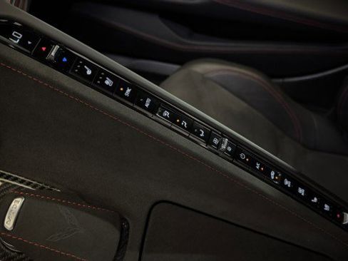 Used 2023 Chevrolet Corvette 3LT w/ Z51 Performance Package image 7