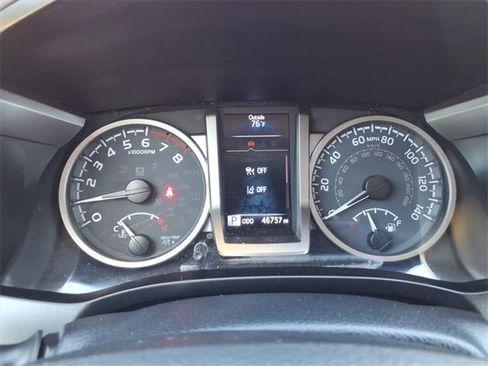 Used 2022 Toyota Tacoma TRD Sport image 23