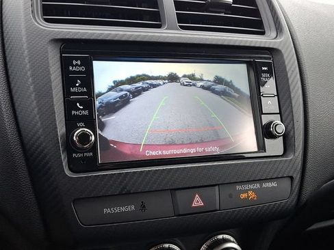Used 2025 Mitsubishi Outlander Sport ES AWD/4WD image 17