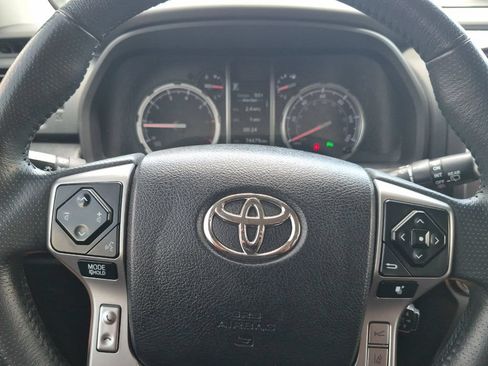Used 2022 Toyota 4Runner Limited RWD image 25