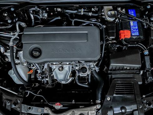 Used 2024 Honda Civic Sport image 12