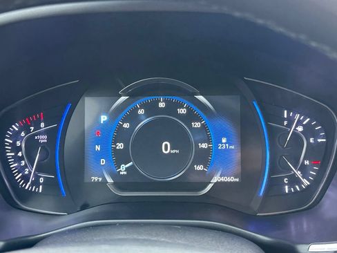 Used 2020 Hyundai Santa Fe Limited AWD/4WD image 20