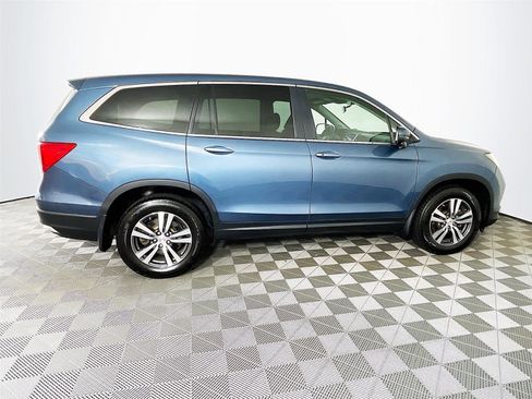 Used 2017 Honda Pilot EX image 12
