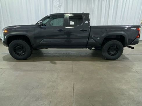 New 2026 Toyota Tacoma TRD Off-Road w/ TRD Off Road Premium Package AWD/4WD image 7