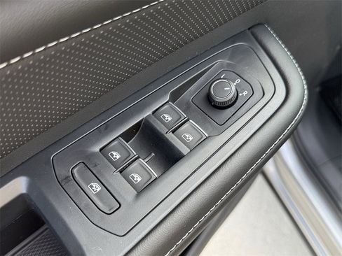 New 2026 Volkswagen Atlas SE image 11