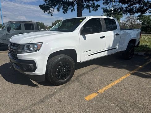 Used 2022 Chevrolet Colorado Z71 w/ Safety Package AWD/4WD image 1