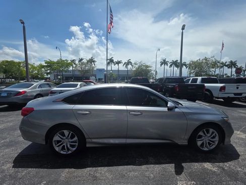 Used 2019 Honda Accord LX image 9