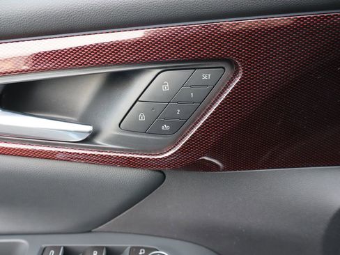 New 2026 Chevrolet Traverse RS AWD/4WD image 18